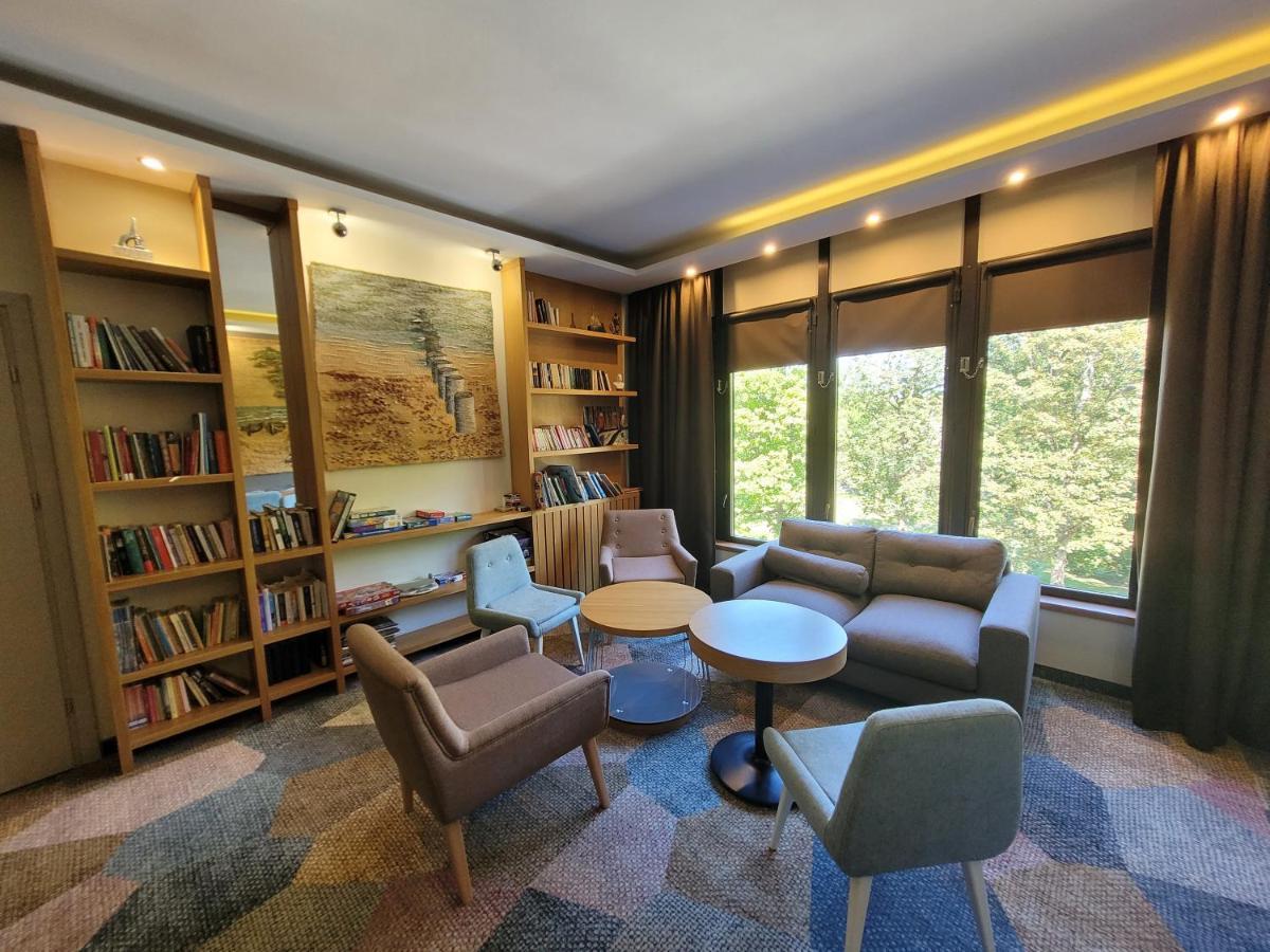 Seapark Hotel Wellness & Spa โควอบเซก ภายนอก รูปภาพ